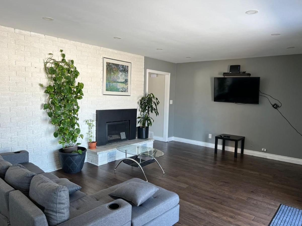 Bowmanville Event Place Luaran gambar