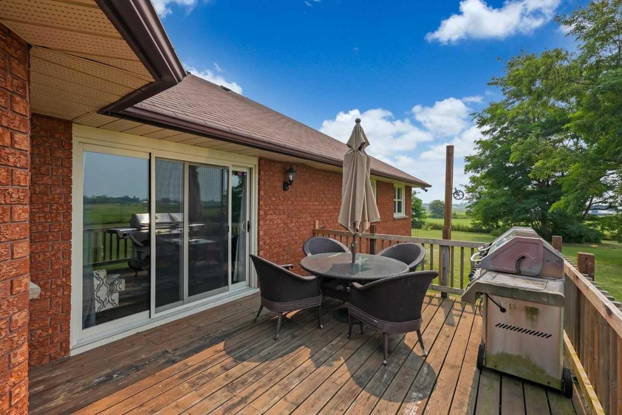 Bowmanville Event Place Luaran gambar