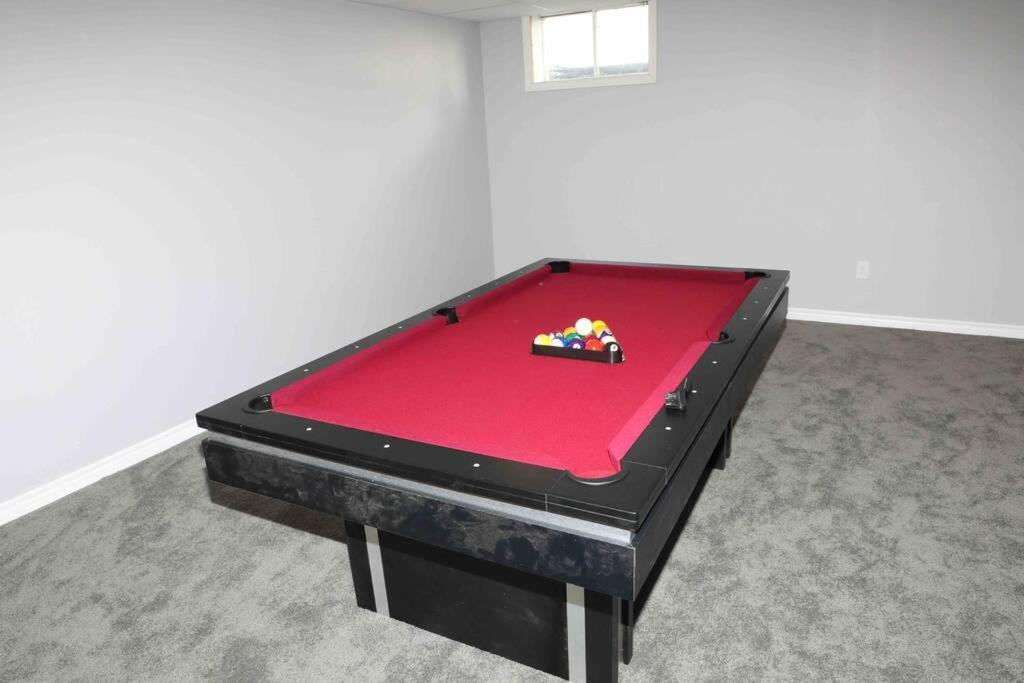 Bowmanville Event Place Luaran gambar
