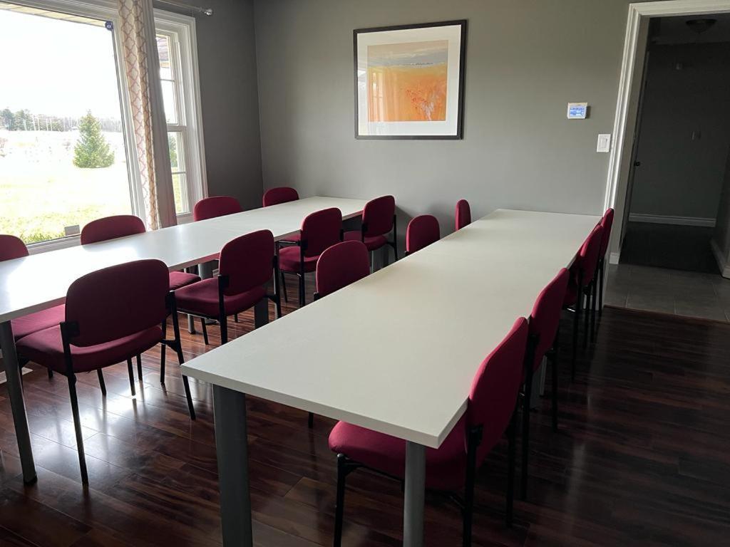 Bowmanville Event Place Luaran gambar