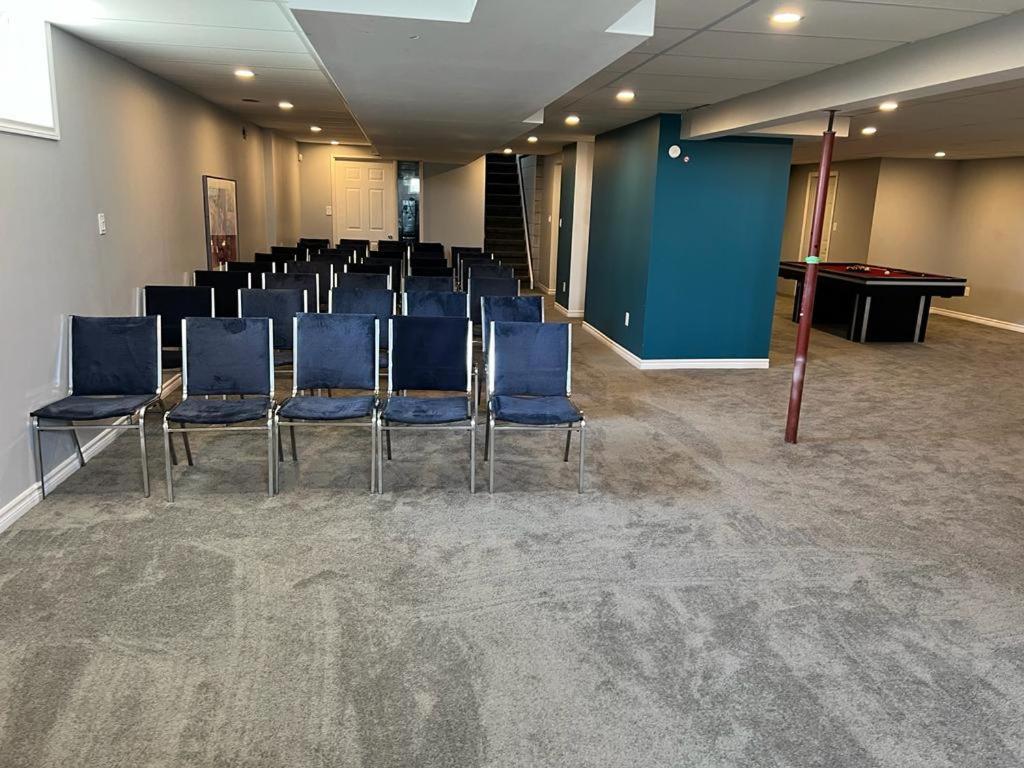 Bowmanville Event Place Luaran gambar